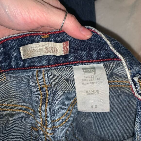 Vintage 550 Levi’s High Waisted Jeans size 4 - Picture 4 of 9